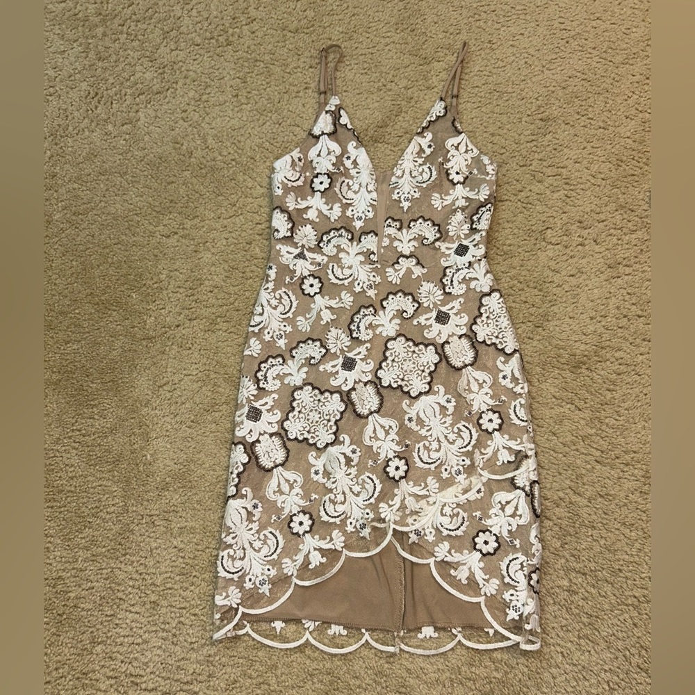 Gianni Bini Tan Lace Appliqué Mini Dress
